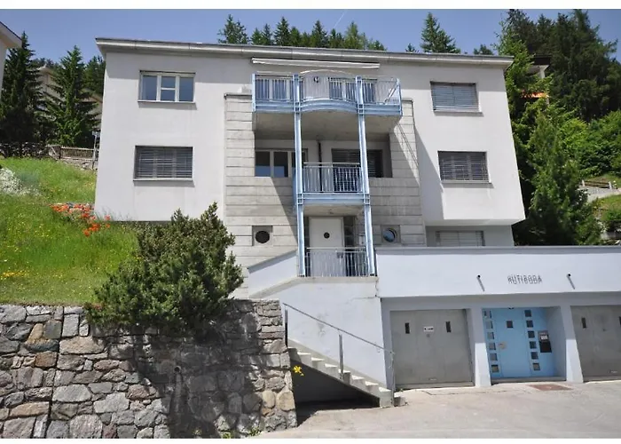 Appartement Ruetiboda Bis 17 Personen Davos