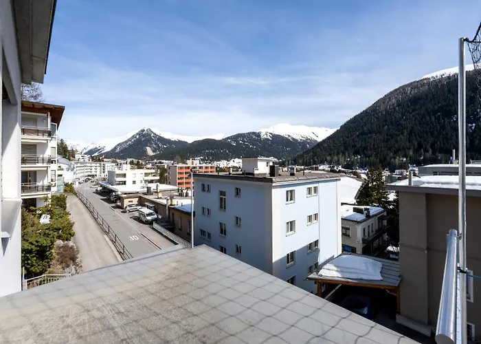 Ruetiboda Bis 17 Personen * Davos