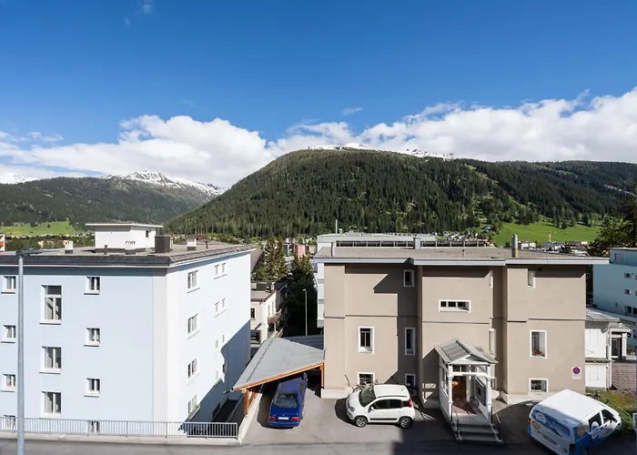 Ruetiboda Bis 17 Personen * Davos