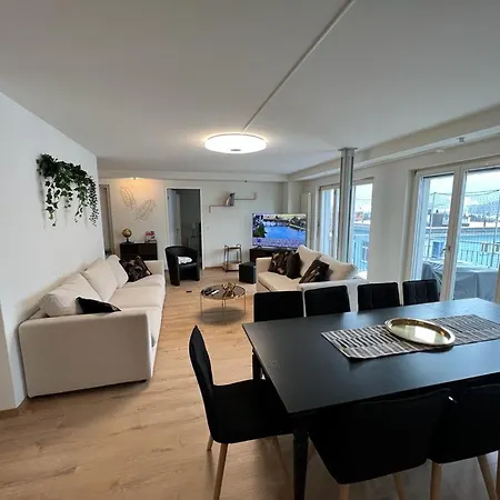 Ruetiboda Bis 17 Personen Appartamento *