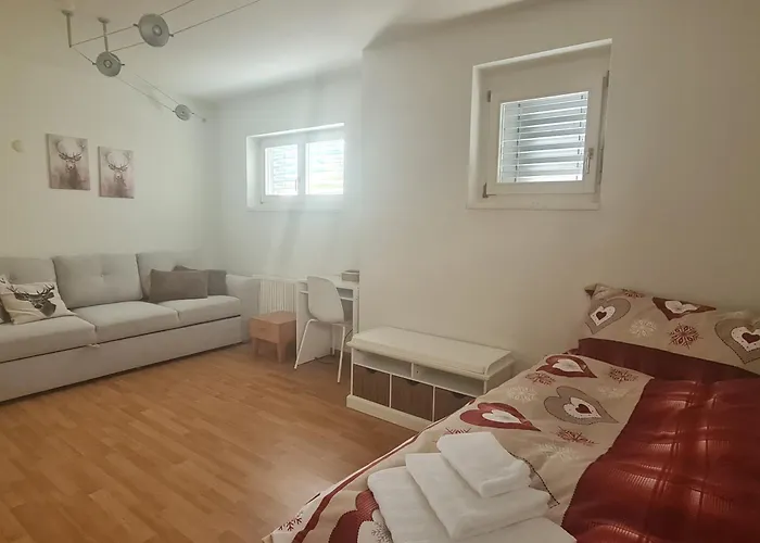 Ruetiboda Bis 17 Personen Давос