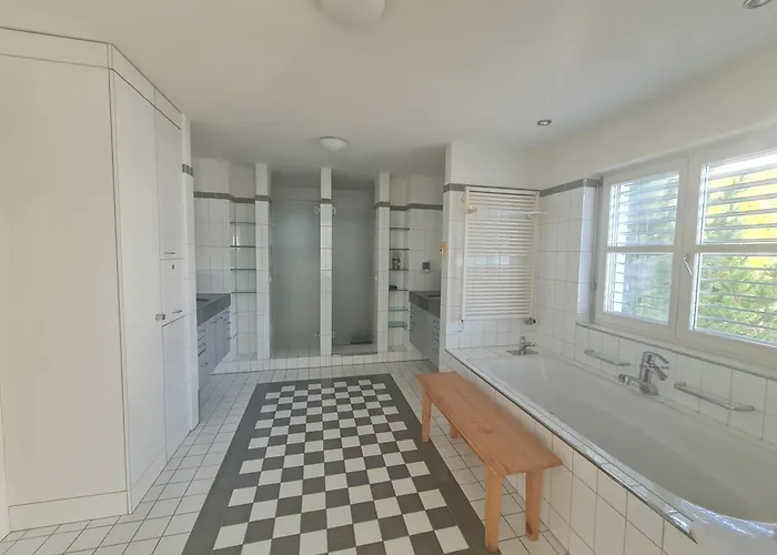 Ruetiboda Bis 17 Personen Давос